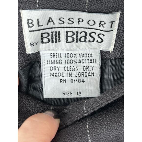 Blassport by Bill Blass wool pinstripe wrap mini skirt, size 12 - Picture 2 of 8